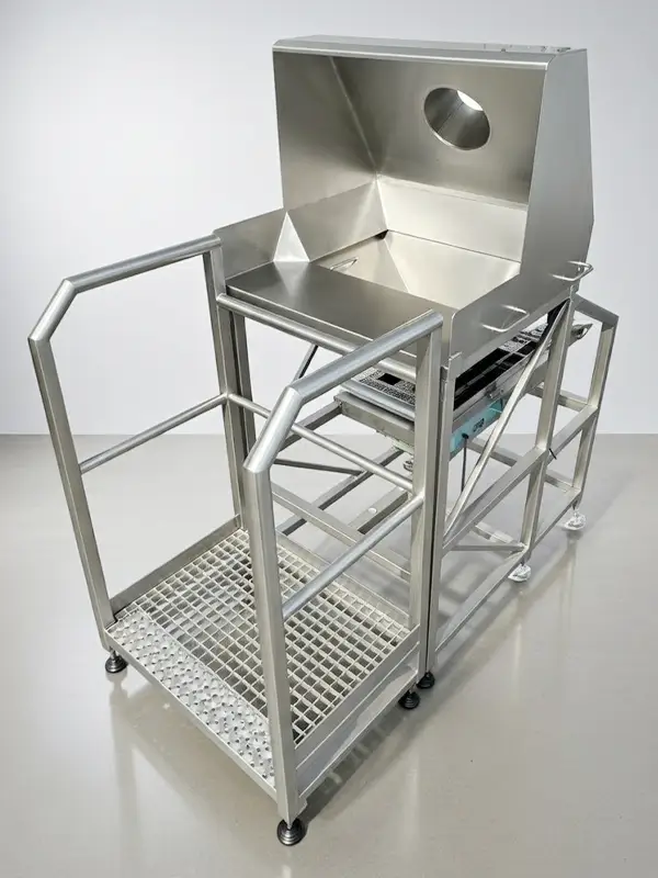 Metalltrichter Individuell gefertigter Metalltrichter für industrielle Anweng